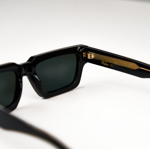 VALOR/M0101/BLACK