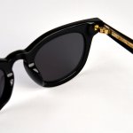 E1122/BLACK